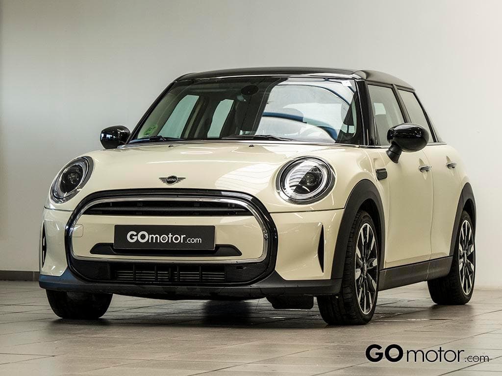 Coche mini 5 puertas en venta