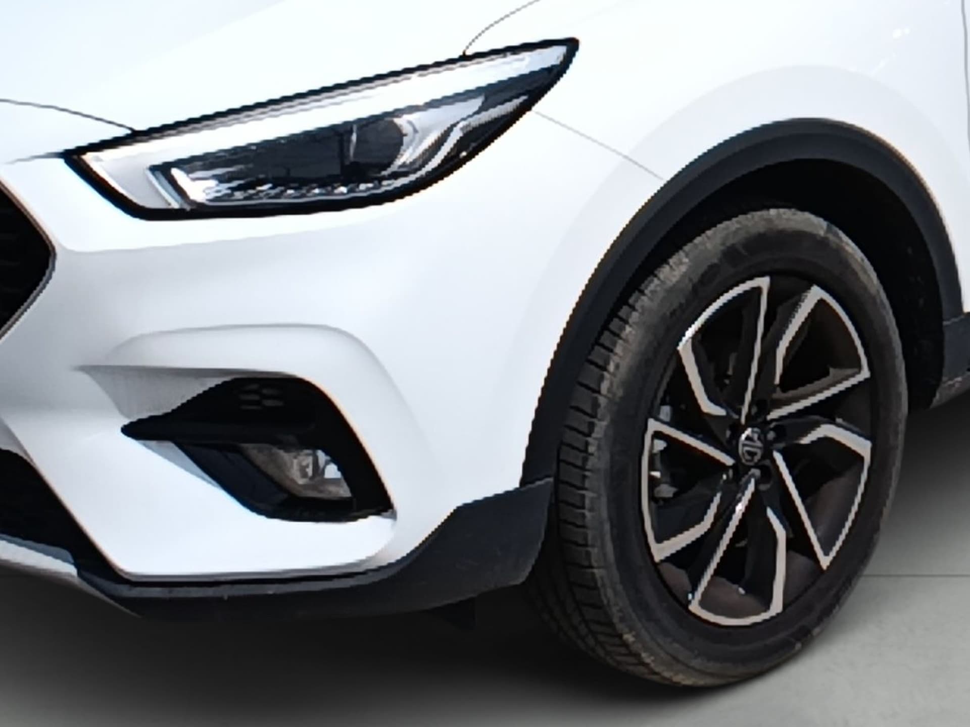 Imagen 4 del mg zs