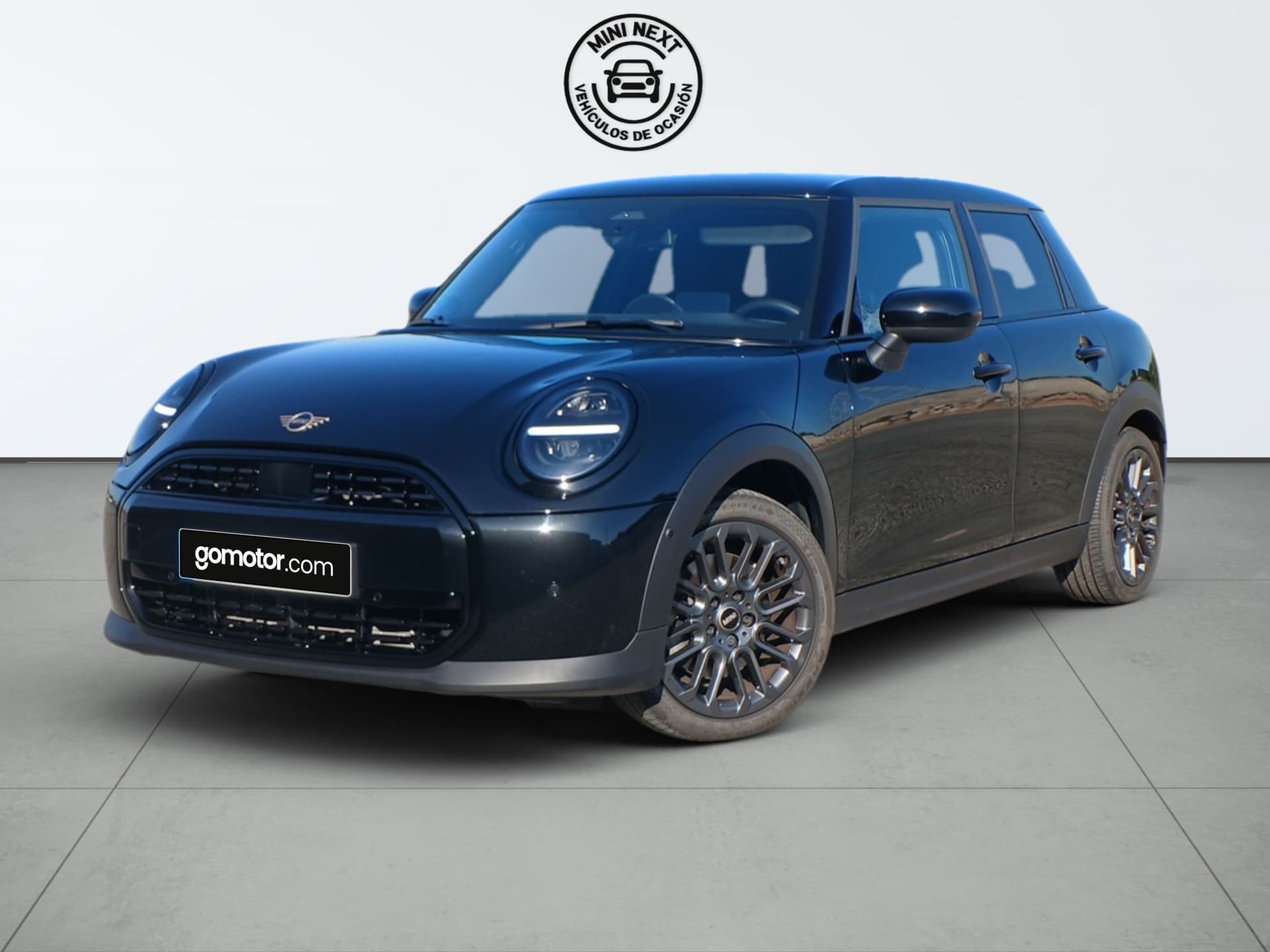 Coche mini 5 puertas en venta