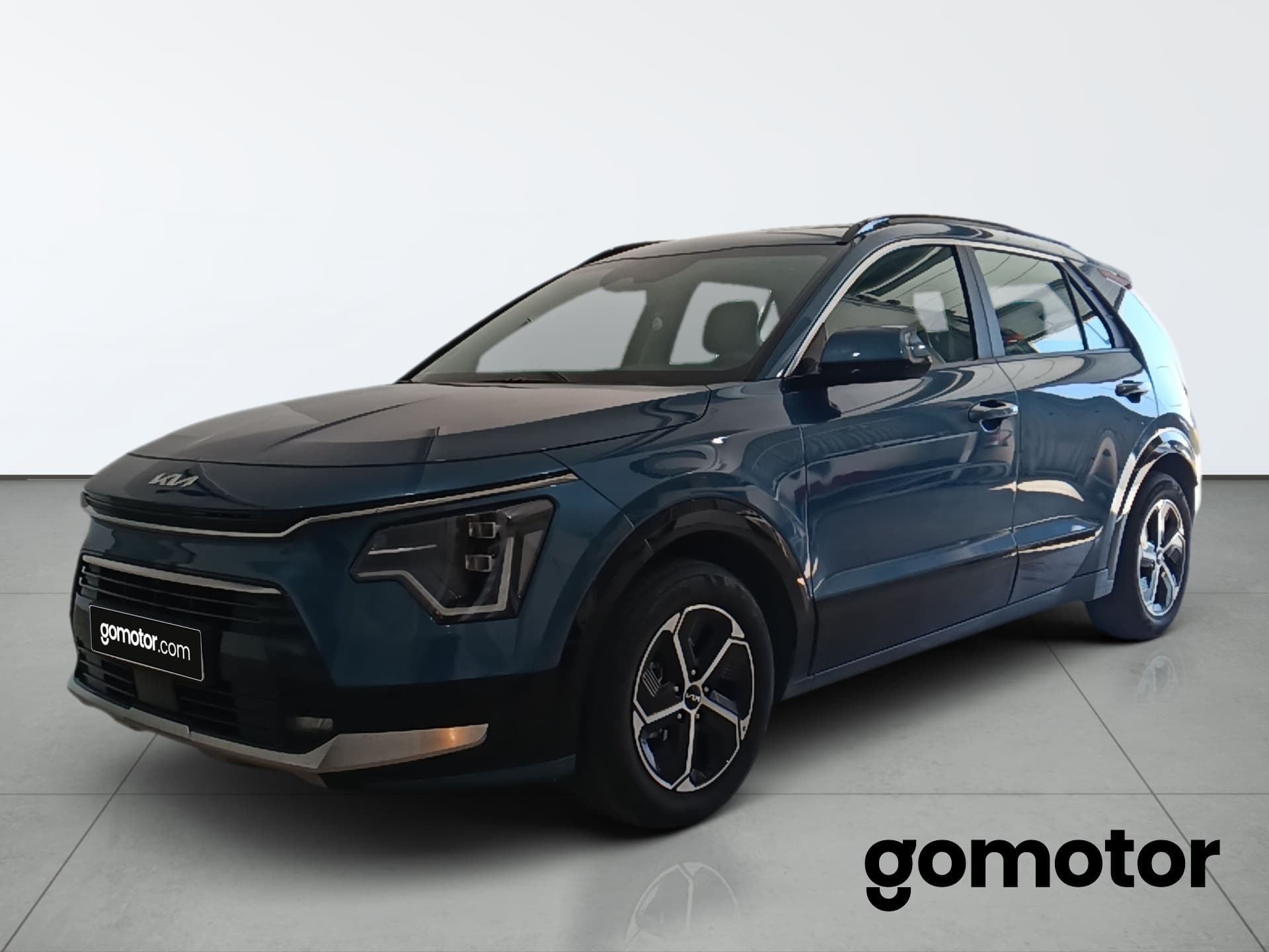 Imagen del coche kia niro 1.6 GDI HEV DRIVE 141 5P 2023