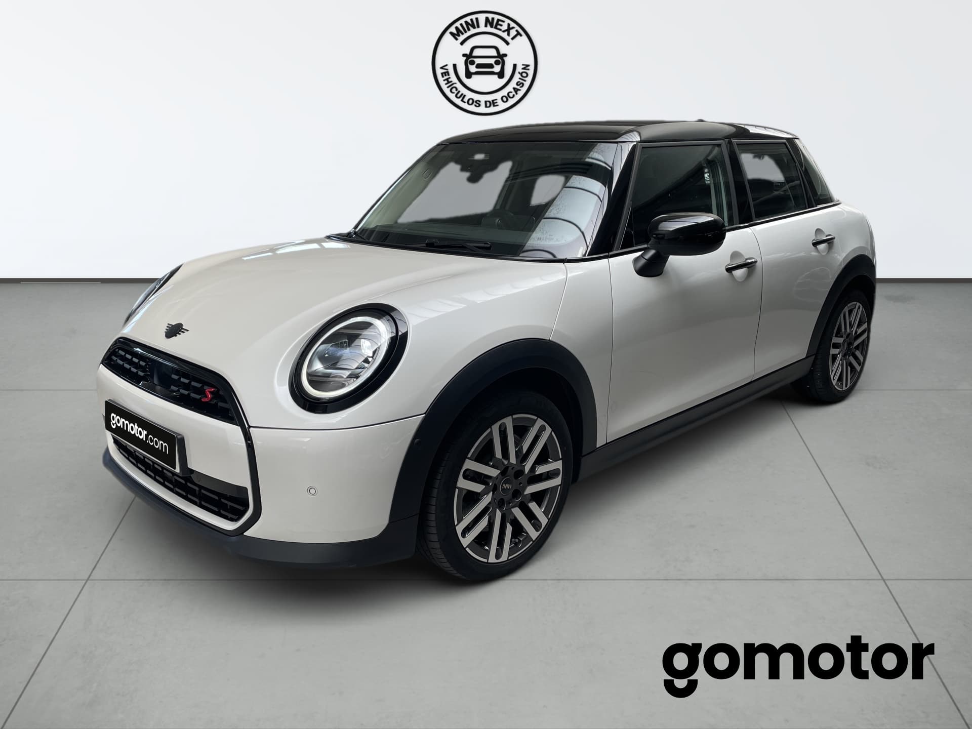 Coche mini 5 puertas en venta
