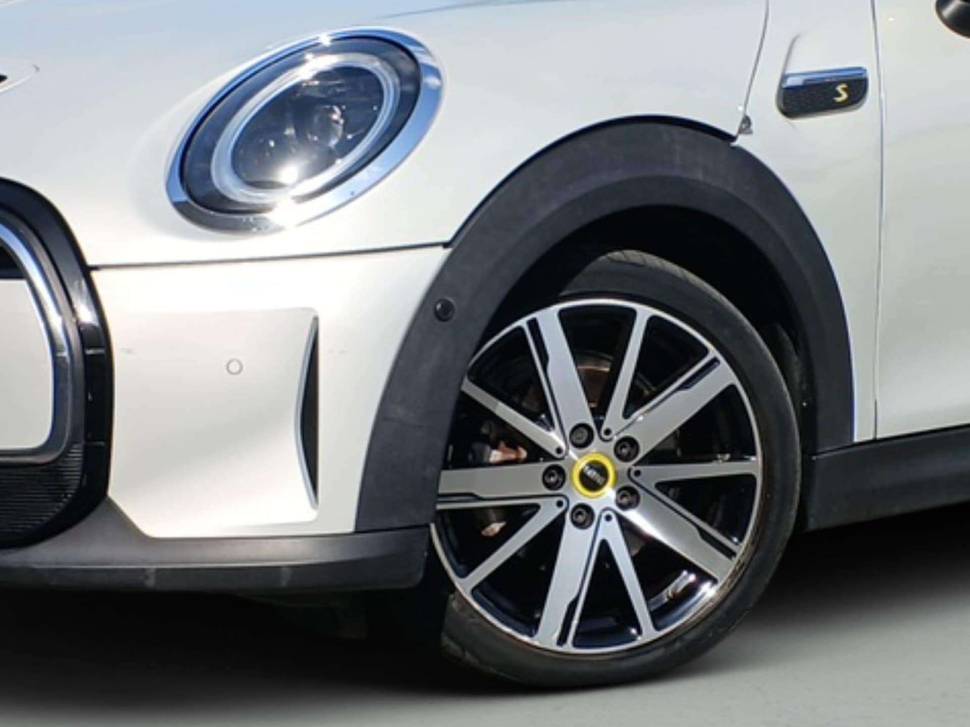 Imagen 7 del mini 3 puertas