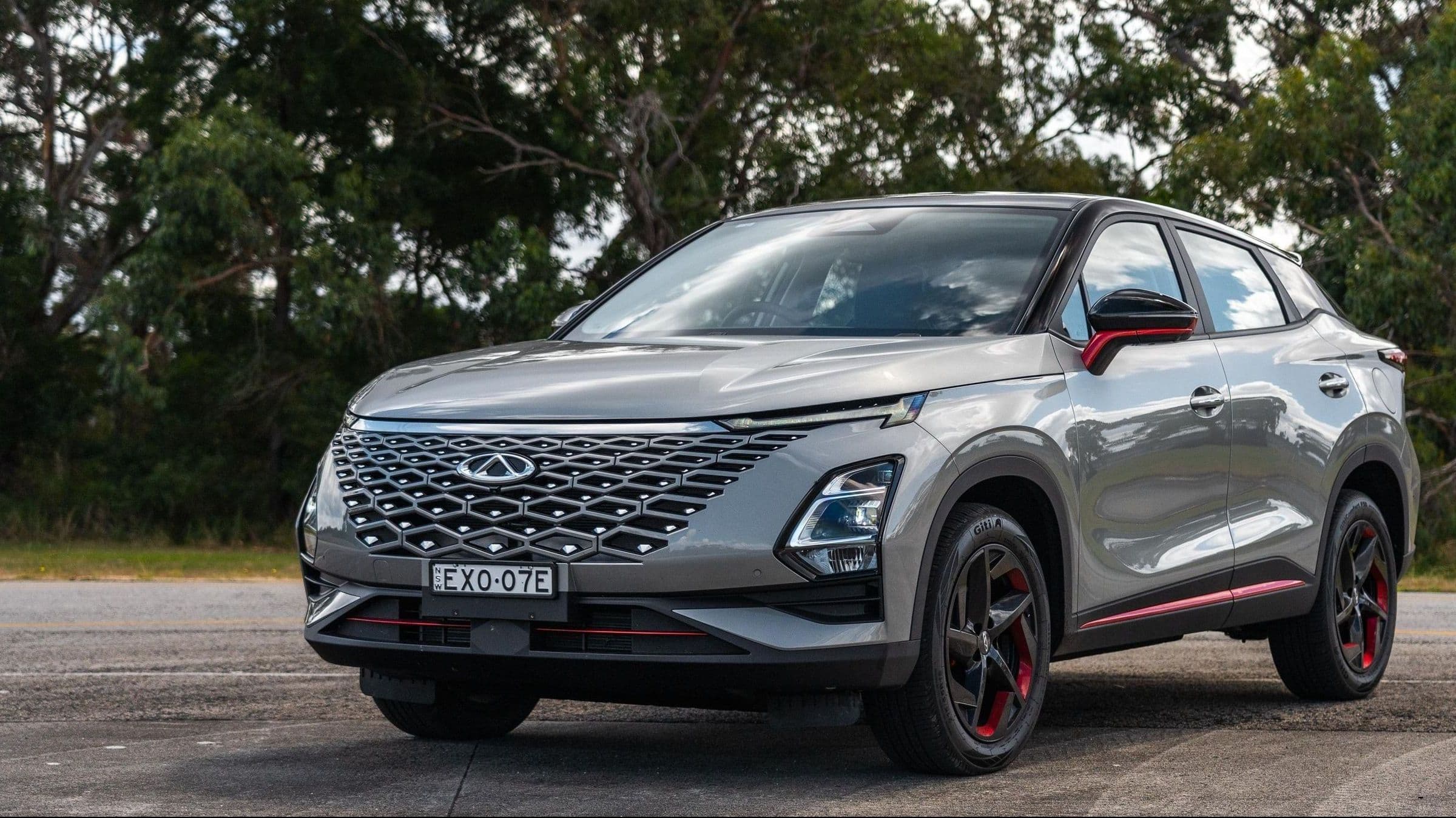 Fondo de héroe para Omoda 5