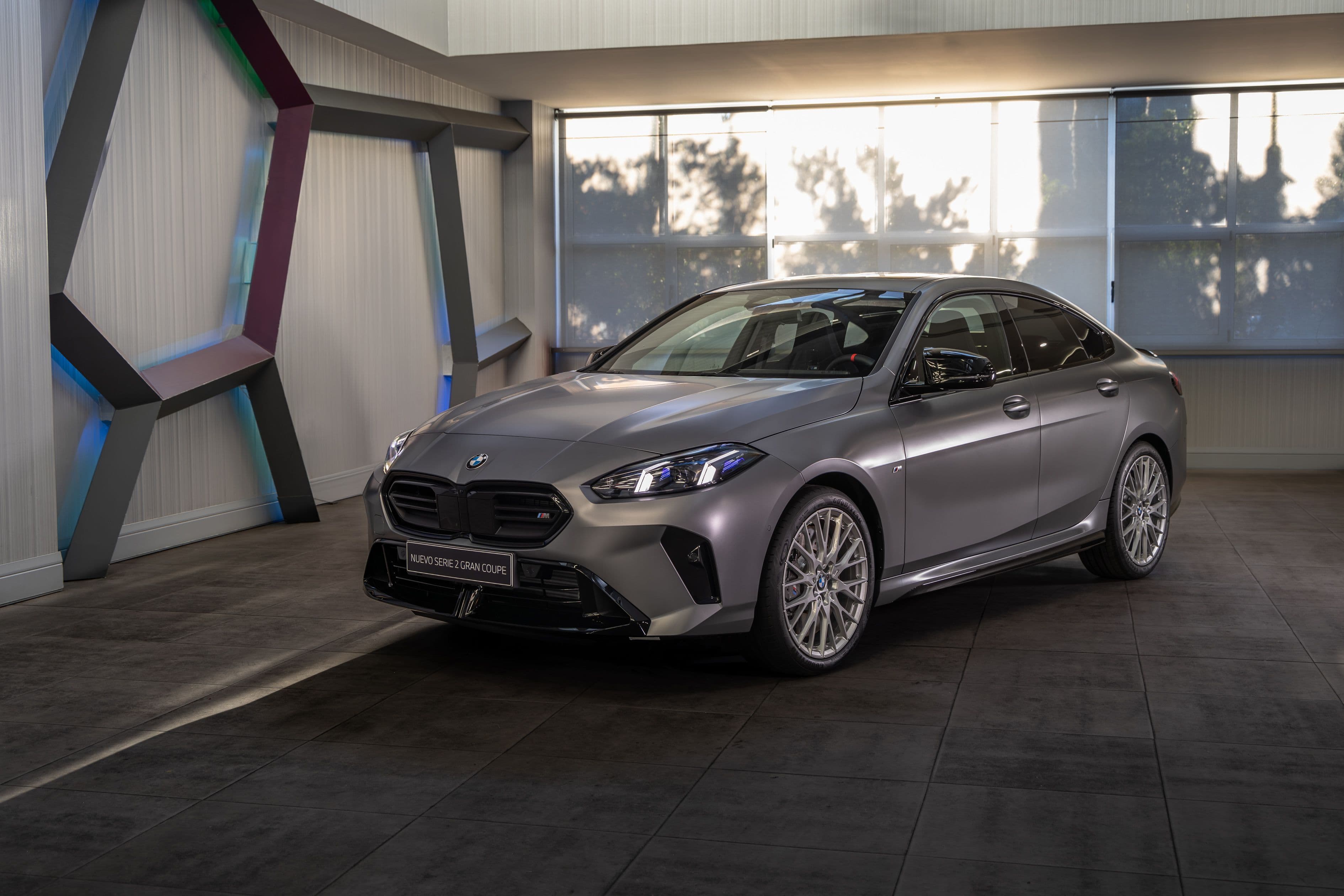 Fondo de héroe para BMW Serie 2 Gran Coupé