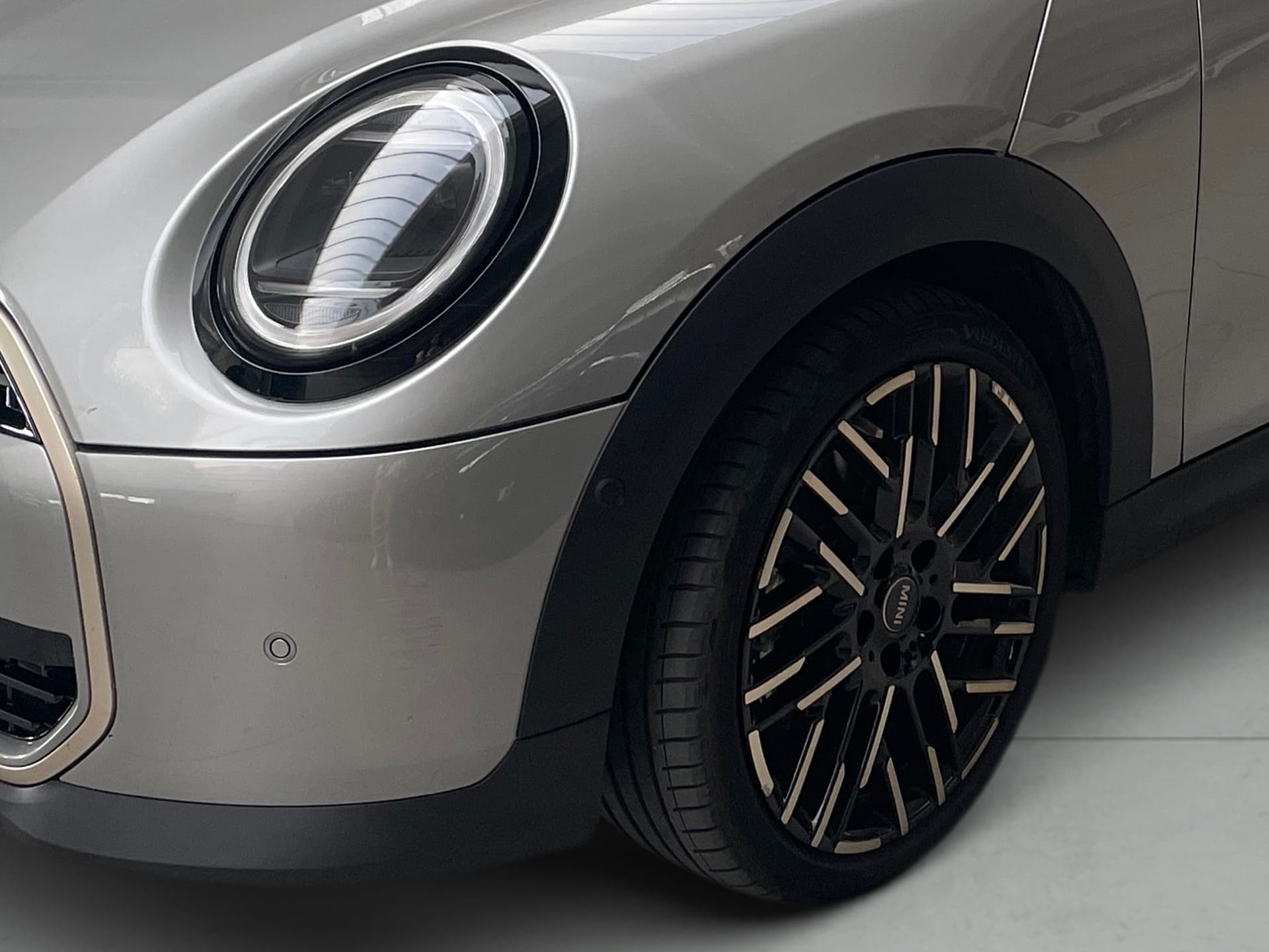 Imagen 7 del mini 3 puertas