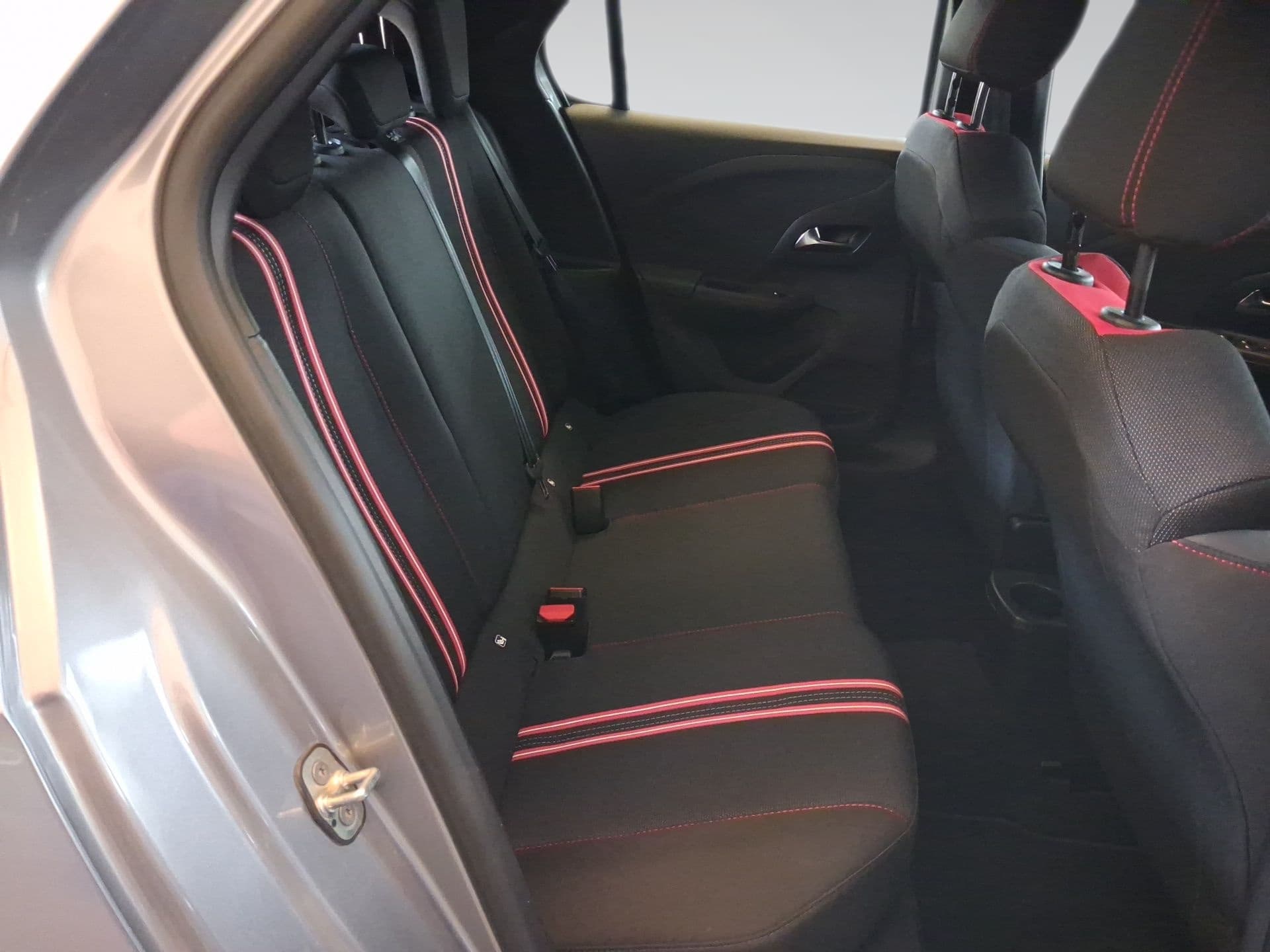 Imagen 7 del opel corsa