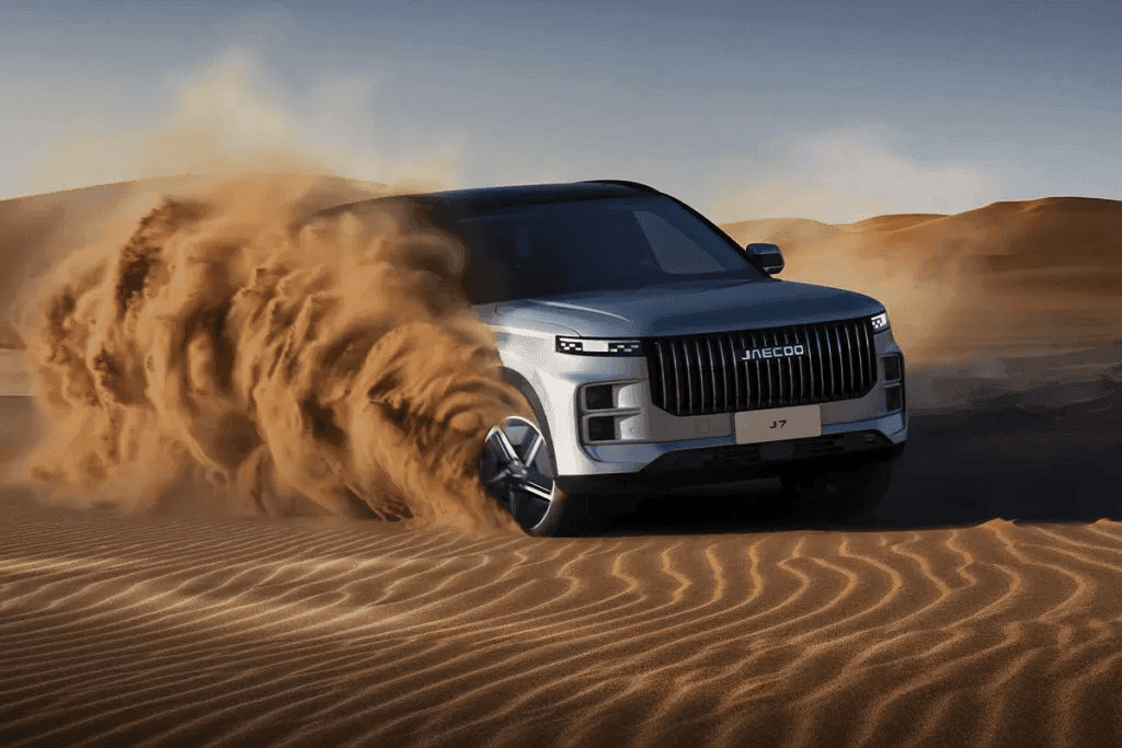 Imagen de un vehículo JAECOO mostrando su perfil lateral y diseño robusto